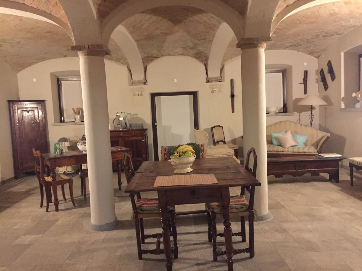 Agriturismo Laterzola 3.0 Fiorenzuola dʼArda Eksteriør bilde
